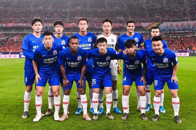 不仅赛场上 不仅赛场上